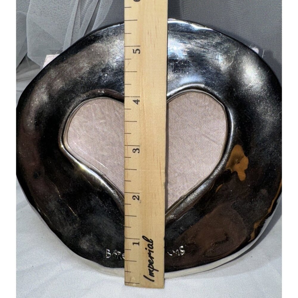 RARE Annie Kajiya Hammered Silver Plate?Barefoot Dreams Bedside Heart Frame Love - Picture 9 of 11